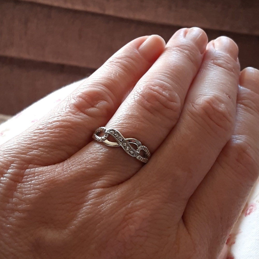 FREE WPurchase! NEW Silver Infinity ring - Picture 5 of 5